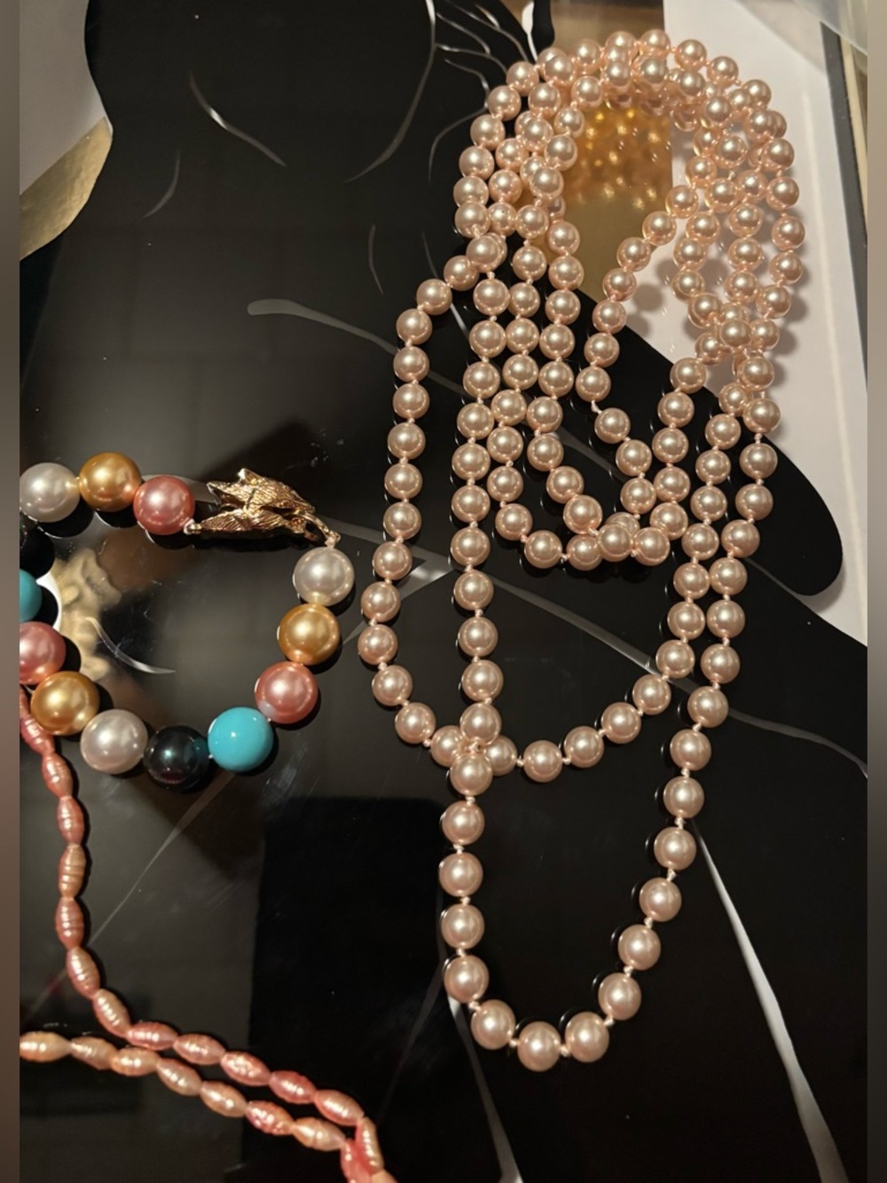 2 Faux Pearl Necklaces, Mermaid Brooch, & a Faux Pearl Bracelet #337 - Picture 7 of 11